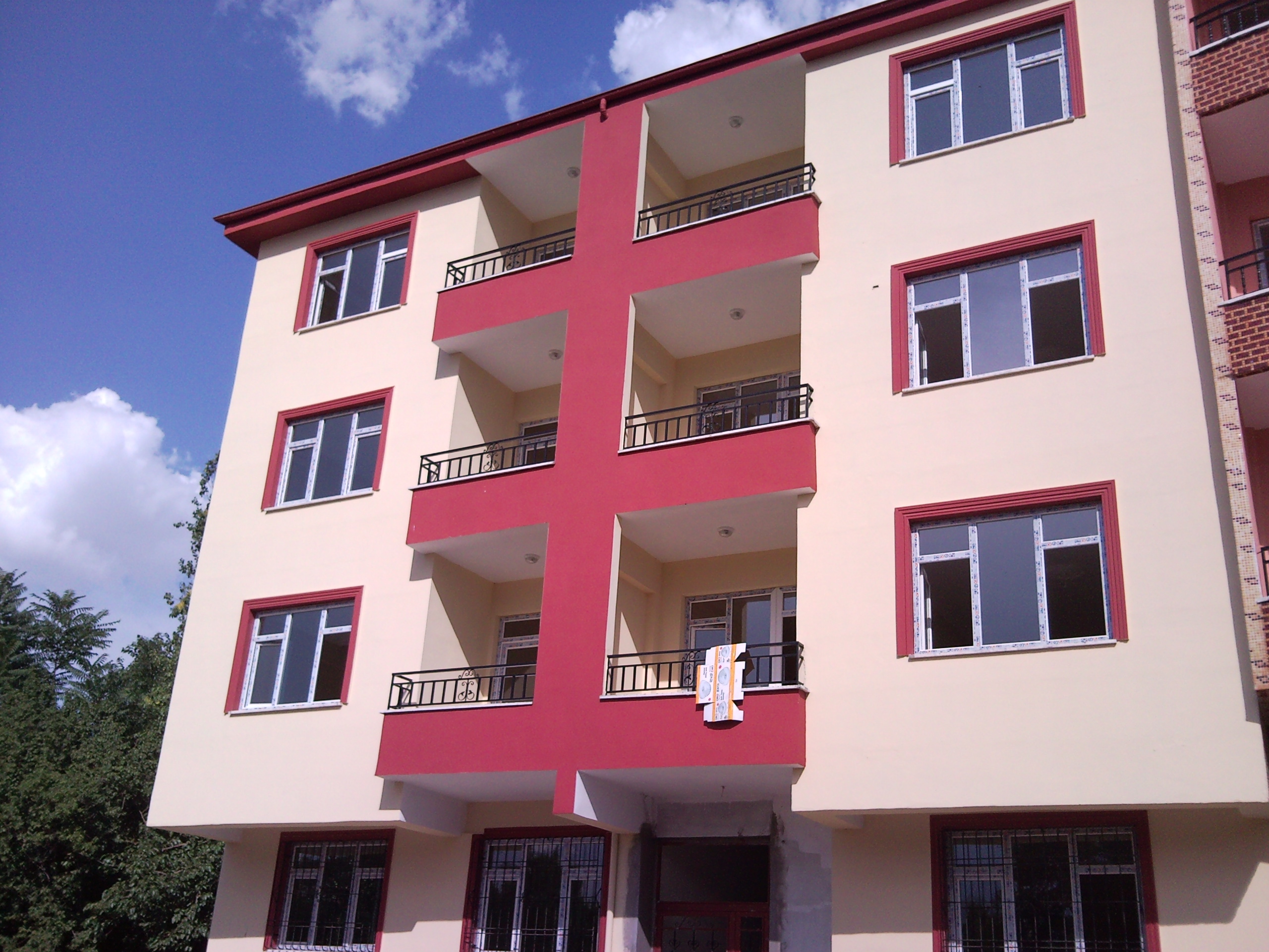 CADDE UÇBAĞLAR
